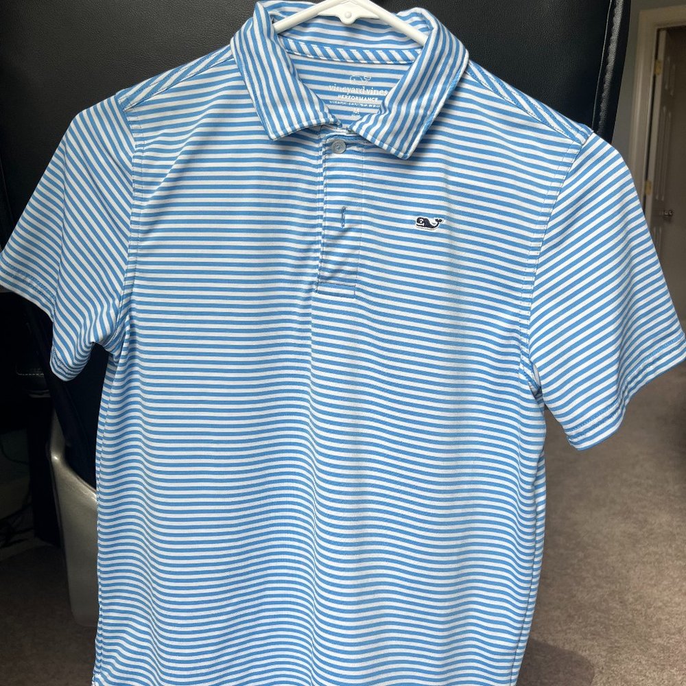 Vineyard Vines Boys Size M shirt.  Performance polo.